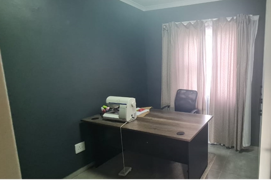 To Let 2 Bedroom Property for Rent in Belmont Park Western Cape